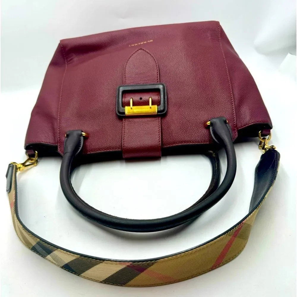 Burberry Medium Pebble Grained Burgundy Leather 2way Buckle Satchel Auth